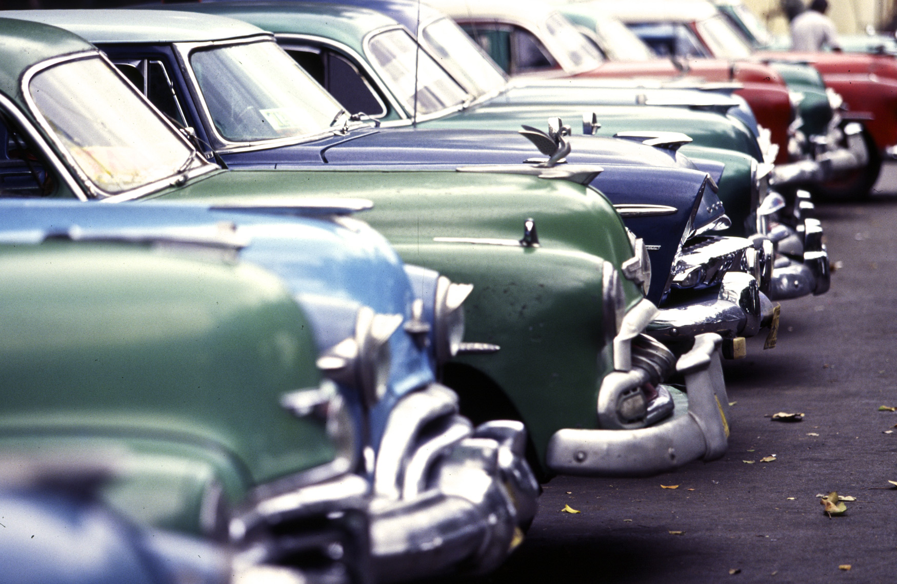 Vintage cars on Havana street/Steve Mason Photography